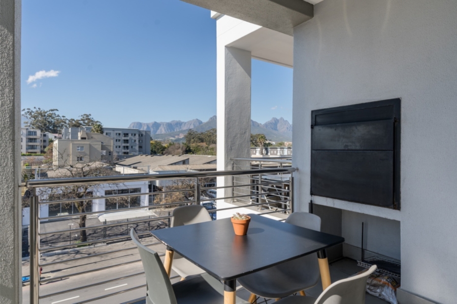 2 Bedroom Property for Sale in La Colline Western Cape